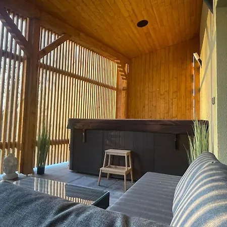 Wellnessvrbice Dom wakacyjny